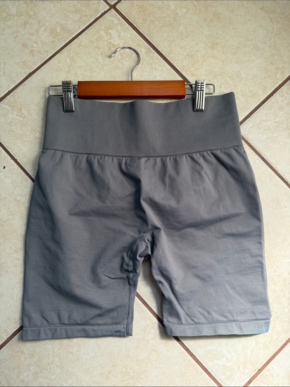 High-Waist  Shorts — Light Gray